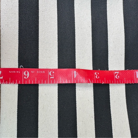 Victoria’s Secret Viral Graphic Stripe Tote & Large Wristlet Pouch (2 Piece) - Picture 9 of 13